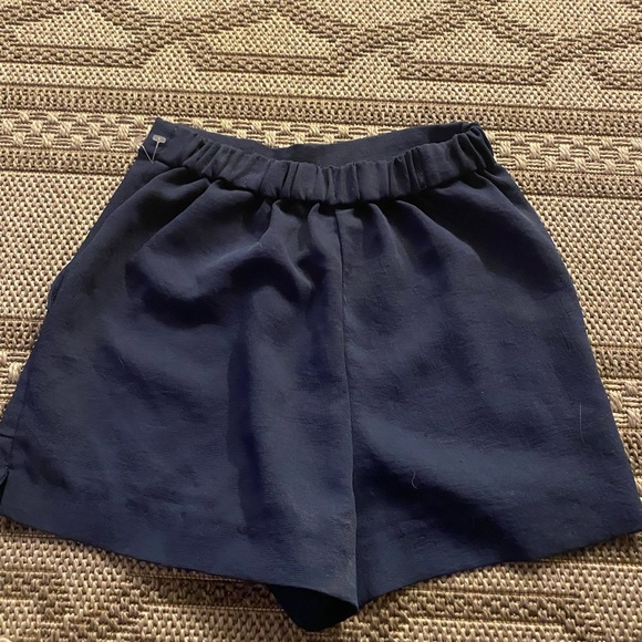 SOLD VIA IG - Picture 4 of 4